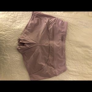Size 6 lululemon 5’ speed shorts